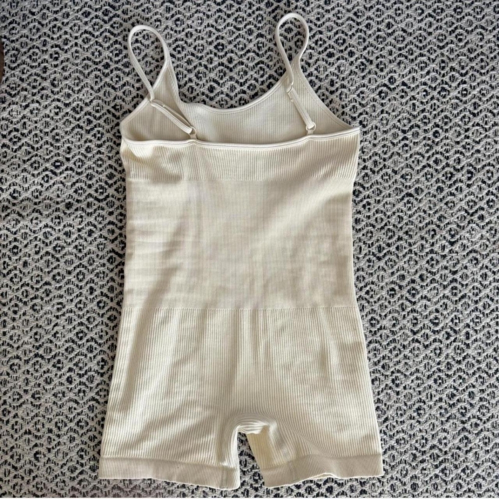 Cream Ribbed Bodysuit - Picture 4 of 7